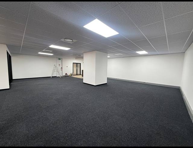 265M² OFFICE TO LET IN BRAAMFONTEIN WERF
